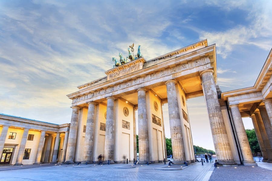 Hola! Descubriendo Berlín y Praga PLUS
